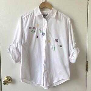 Vintage Embroidered Women's Button Up, White, Medium / Oversized Small